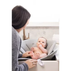 Ubbi® Ubbi Sink Bather Bathing Seat -Baby Products Series GUEST 1601e8b9 2099 4d59 af5d 514959cf00ba