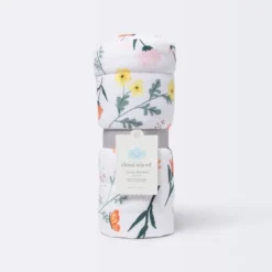 Jersey Knit Reversible Blanket - Cloud Island™ Garden Floral -Baby Products Series GUEST 1ab9dd2a 1712 43f6 ad5e 041002a4e3ba