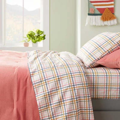 Plaid Print Cotton Kids' Sheet Set - Pillowfort™ 1 Plaid Print Cotton Kids' Sheet Set - Pillowfort™