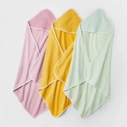 Baby Girls' 3pk Hooded Towel - Cloud Island™ -Baby Products Series GUEST c65421ec 0f16 41c5 b6da 5536c2fbcb45