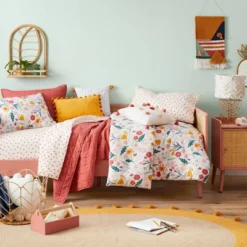 Ladybug Microfiber Kids' Sheet Set - Pillowfort™ -Baby Products Series GUEST ed264957 9ed7 491c be6e c15c5031f3cf